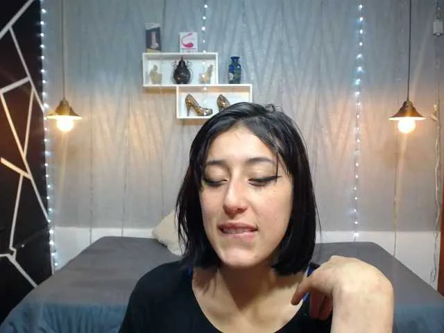 Live sex webcam photo for Mariana-Jones #273756474