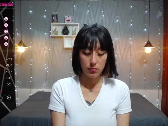 Live sex webcam photo for Mariana-Jones #274394213