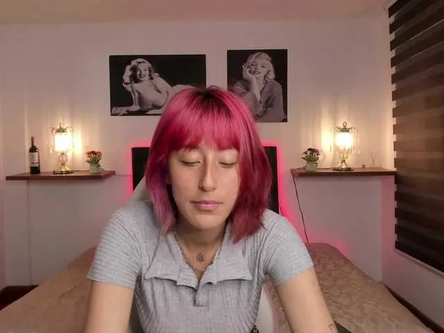 Live sex webcam photo for Mariana-Jones #275561743