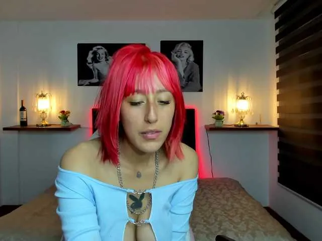 Live sex webcam photo for Mariana-Jones #275667851