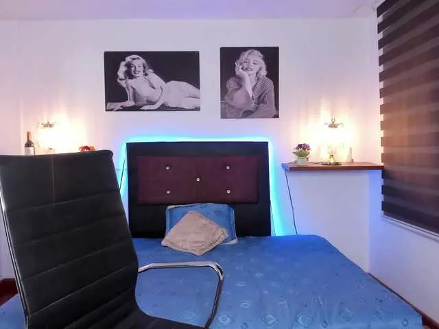 Live sex webcam photo for Mariana-Jones #276010010