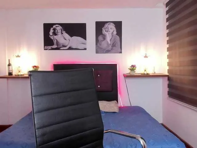 Live sex webcam photo for Mariana-Jones #276112476