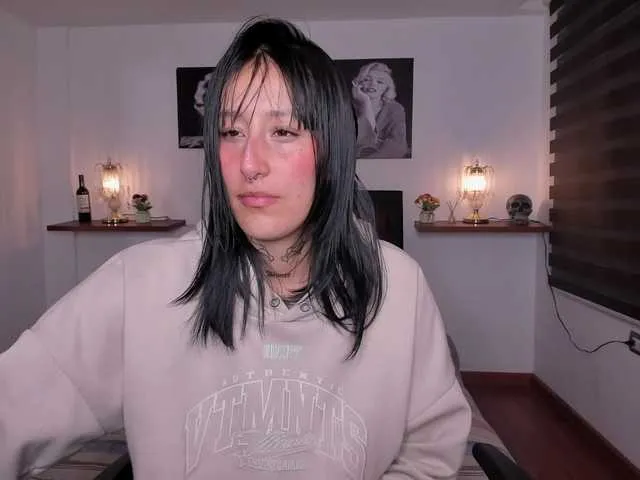 Live sex webcam photo for Mariana-Jones #292126677