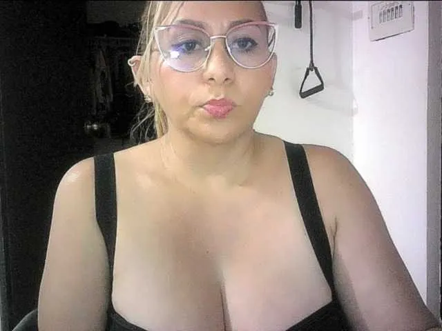 Live sex webcam photo for Mariana0x #293502579