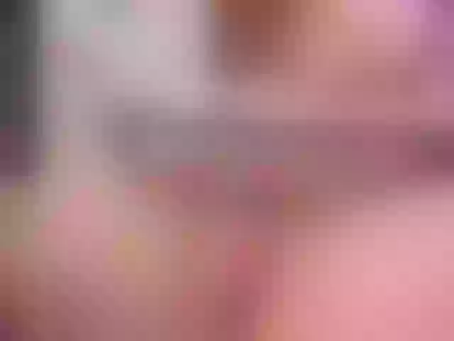 Live sex webcam photo for MarianaReyes #291881254
