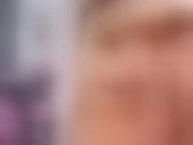 Live sex webcam photo for MarianaReyes #292302523
