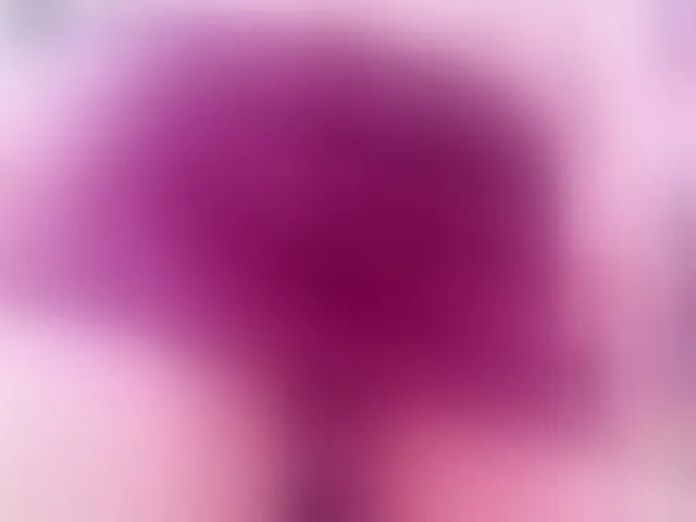 Live sex webcam photo for MarianaThompson #293346357