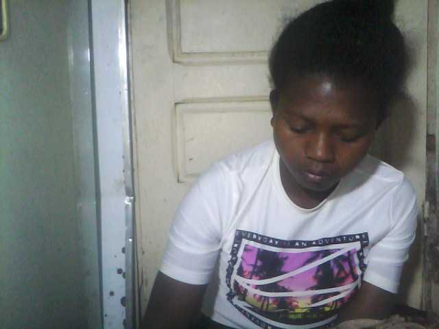 Live sex webcam photo for Mariangeh #276322998