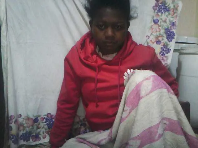 Live sex webcam photo for Mariangeh #276357262