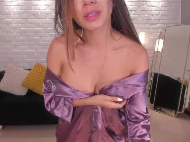 Live sex webcam photo for MariannaSilva #273163176