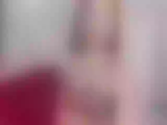 Live sex webcam photo for MarianneFox #271993203