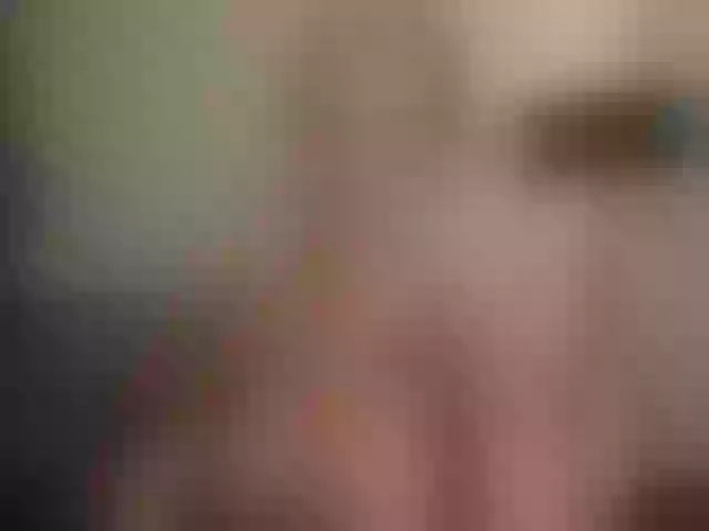 Live sex webcam photo for MarianneFox #272149659