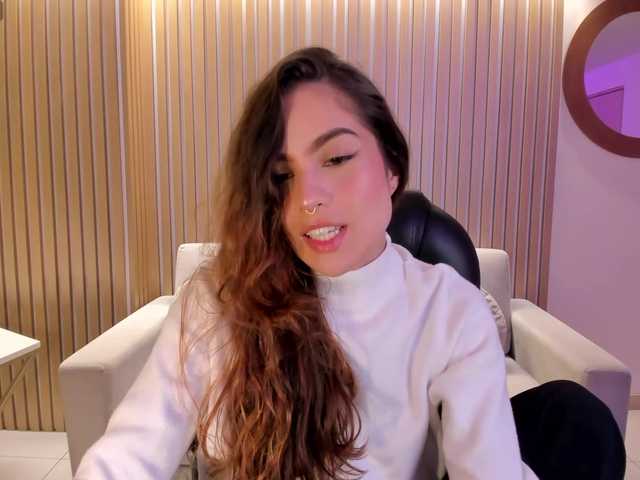 Live sex webcam photo for MarianneLane #291808898