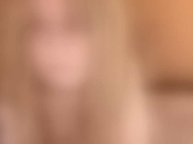 Live sex webcam photo for MaribelNemerofsky #294140449