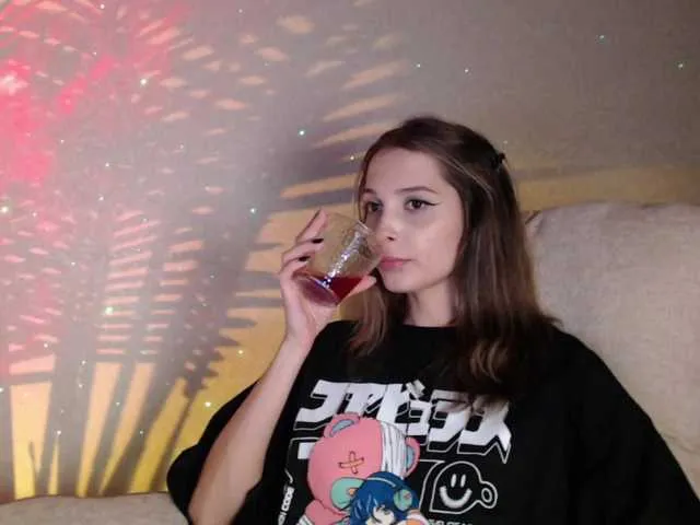 Live sex webcam photo for Maribett #291157216