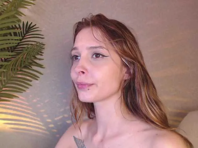 Live sex webcam photo for Maribett #291597686