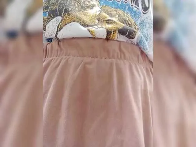 Live sex webcam photo for Marie-outdoor #278302091