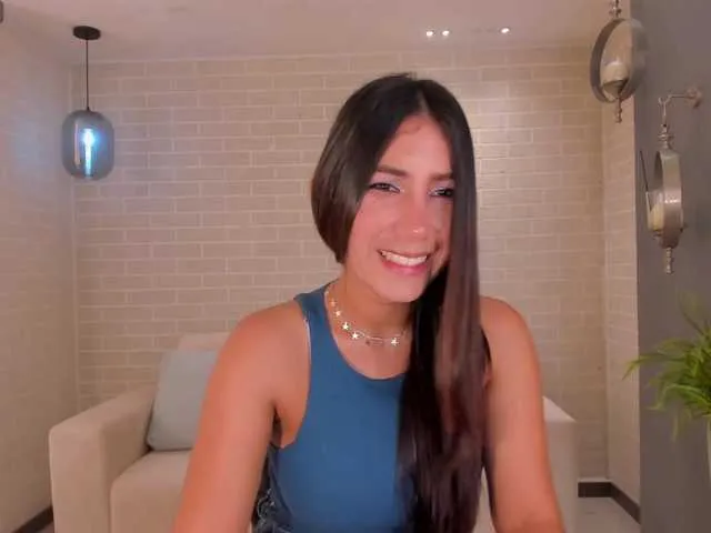 Live sex webcam photo for MarieJaneX #287904548