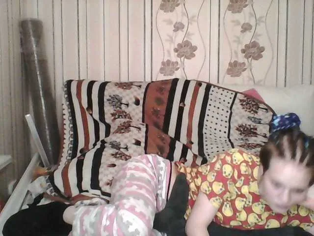 Live sex webcam photo for MarieXLavend #271696978