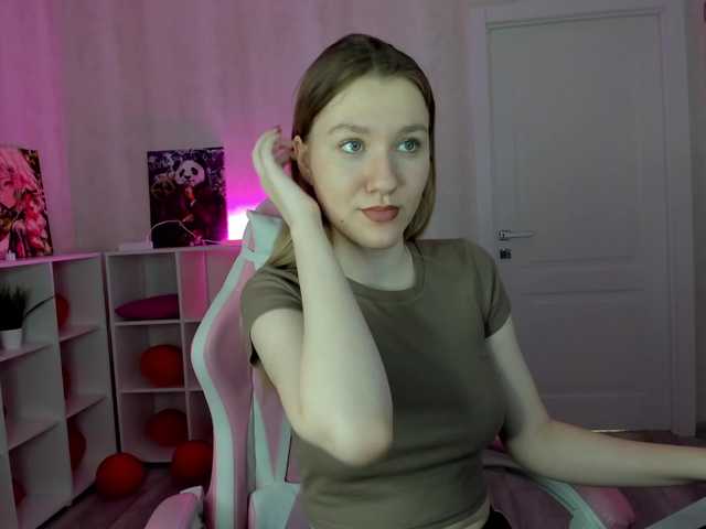 Live sex webcam photo for Mariel-Brown #290684036