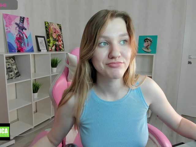 Live sex webcam photo for Mariel-Brown #291053250