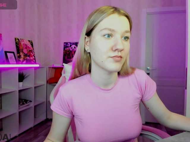 Live sex webcam photo for Mariel-Brown #291245973