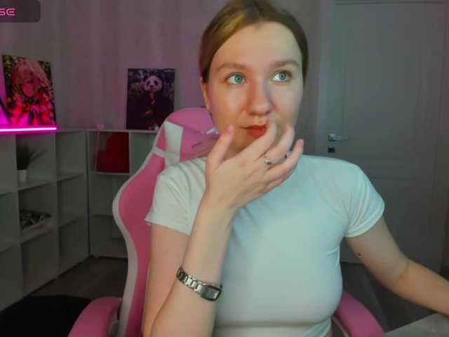 Live sex webcam photo for Mariel-Brown #291308970