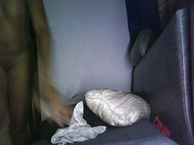 Live sex webcam photo for Marielle2001 #273580434