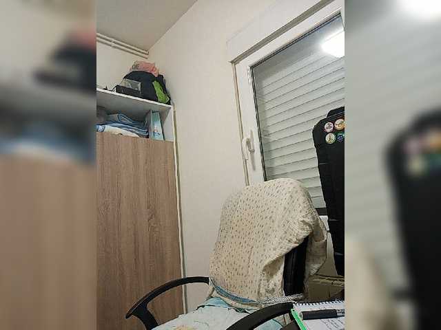 Live sex webcam photo for Marielulu1 #272229673