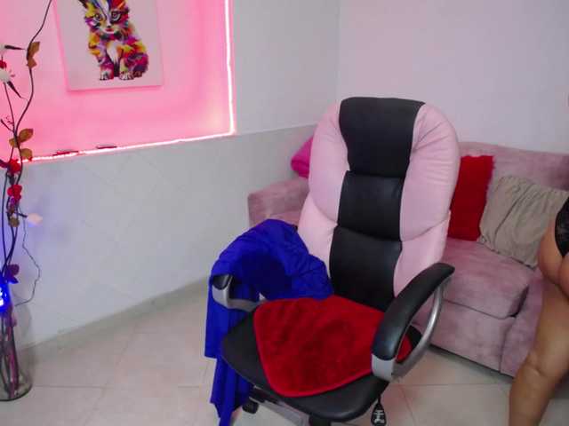 Live sex webcam photo for Marien- #274352761