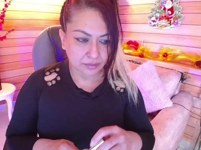 Live sex webcam photo for Marien- #276847690