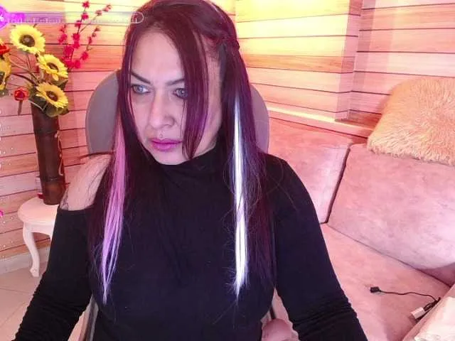 Live sex webcam photo for Marien- #277157111