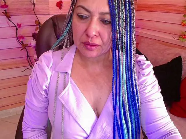 Live sex webcam photo for Marien- #290017645