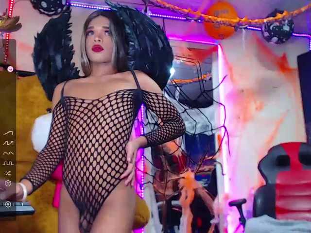 Live sex webcam photo for MarienJolie19 #276597315