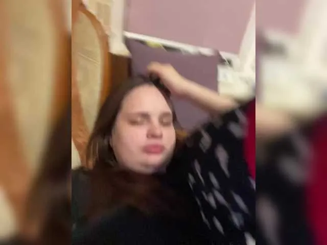 Live sex webcam photo for MariettaFlem #290504085