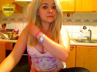 Live sex webcam photo for Mariette #158100637