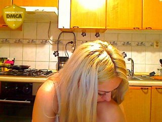 Live sex webcam photo for Mariette #158118782