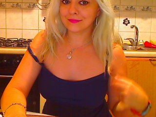 Live sex webcam photo for Mariette #174065386