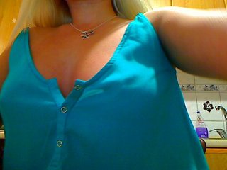 Live sex webcam photo for Mariette #182098566