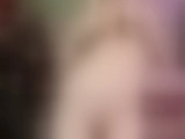 Live sex webcam photo for MariiaMilk #292506757