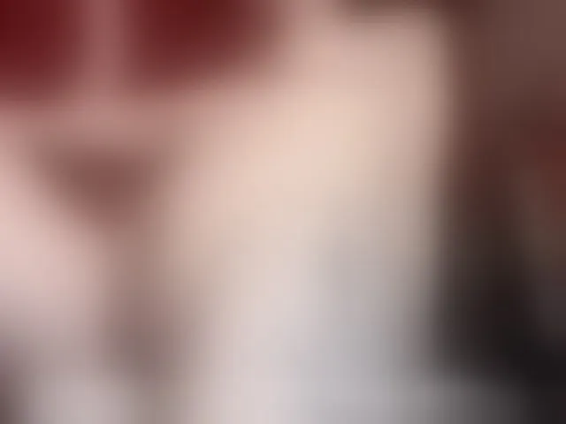 Live sex webcam photo for MariiaMilk #293051328