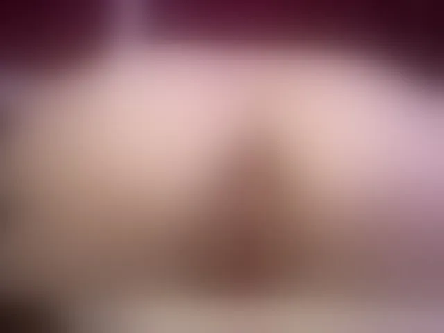 Live sex webcam photo for MariiaMilk #293153050