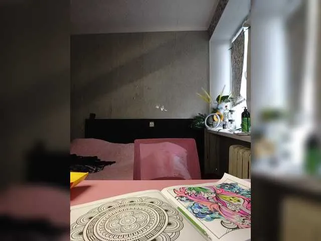 Live sex webcam photo for Mariicka #290422106