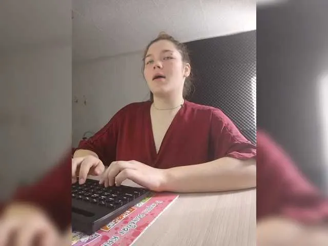Live sex webcam photo for Mariicka #290689519