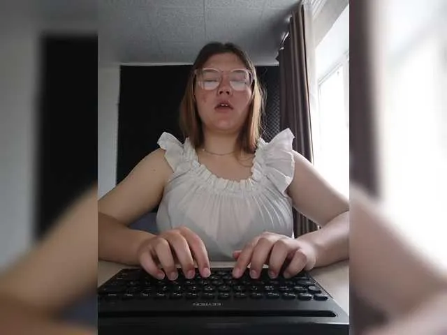 Live sex webcam photo for Mariicka #290833420