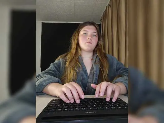 Live sex webcam photo for Mariicka #290849162