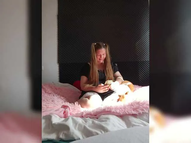 Live sex webcam photo for Mariicka #290957483