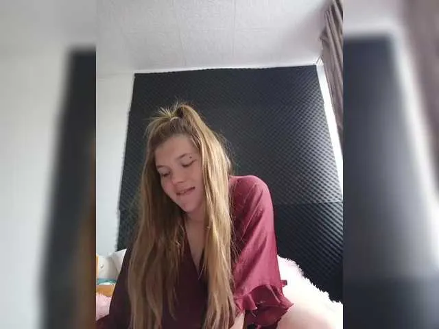 Live sex webcam photo for Mariicka #290991480