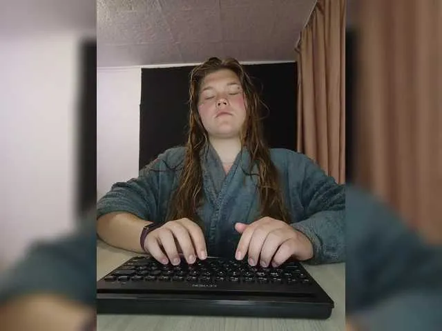 Live sex webcam photo for Mariicka #290998267