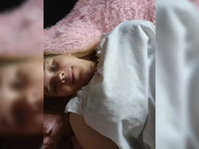 Live sex webcam photo for Mariicka #291364167